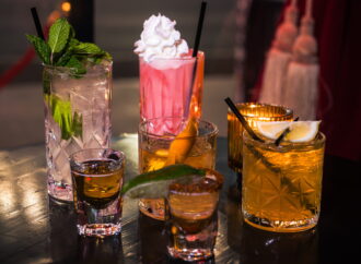 Karaoke Meets Keys at Cheapshot With Debut of ‘Piano Bar Karaoke’ in Downtown Las Vegas