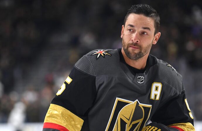 Arizona Charlie’s Decatur Welcomes VGK Legend Deryk Engelland for Meet-and-Greet on April 7