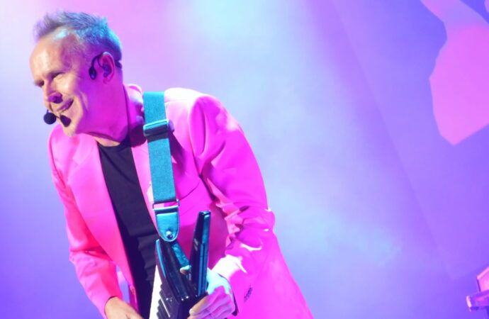 Howard Jones’ ‘Things Can Only Get Better’ Headlines Resorts World Las Vegas on July 26