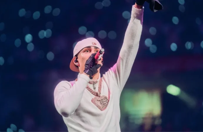 Omar Courtz Brings ‘Por Si Mañana No Estoy’ Tour to Fontainebleau Las Vegas on Aug. 22