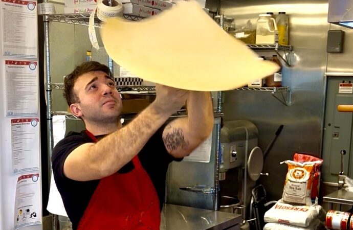 Tony’s Pizzeria Celebrates National Deep Dish Pizza Day April 3-5 at Pawn Plaza in DTLV