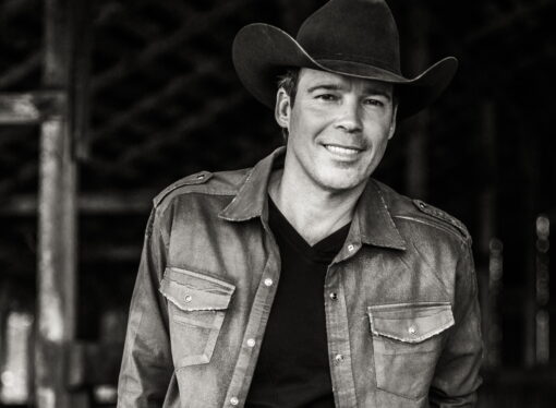 Country Legend Clay Walker Headlines The Venetian Las Vegas During NFR on Dec. 5