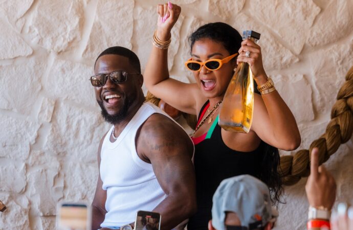 MDW 2026 in Las Vegas Photos: Kevin Hart, Tyga, Chris Brown, Bebe Rexha, David Guetta, Matt Rife + Johnny Manziel