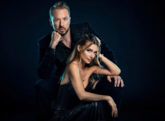 Fontainebleau Las Vegas Announces Mentalist Duo Mind2Mind Residency at Azul