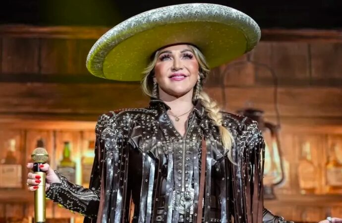 Alicia Villarreal’s ‘Bendita Locura Tour’ Headlines Pearl Concert Theater at Palms on Nov. 28