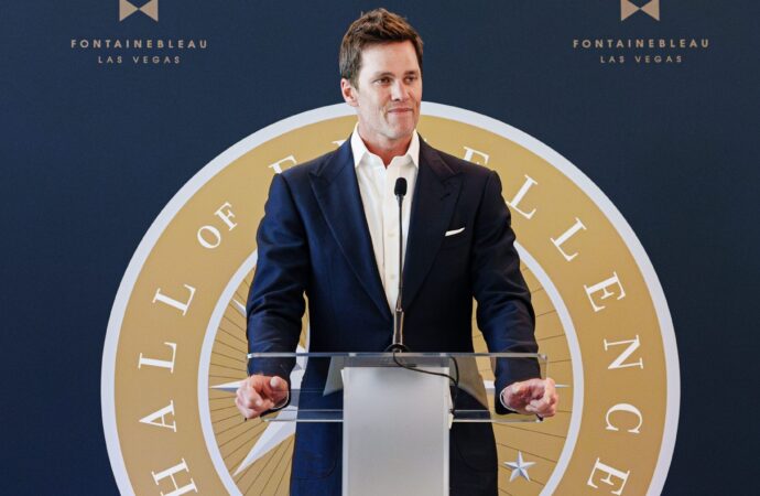 Hall of Excellence at Fontainebleau Las Vegas to Display Stanley Cup on June 8