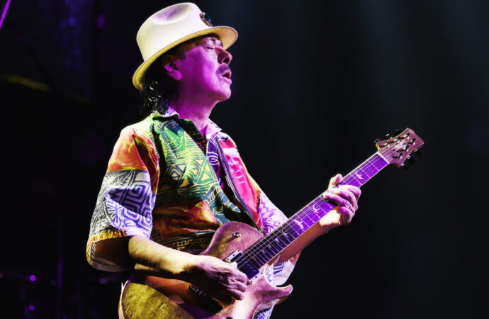 Carlos Santana Announces November Shows at HOB Las Vegas at Mandalay Bay