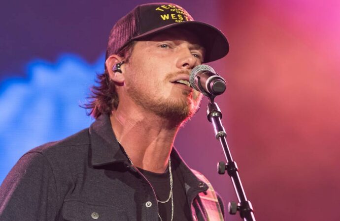 George Birge Headlines Free Downtown Rocks at Fremont Street Experience in DTLV on July 4