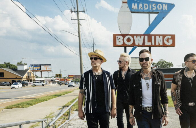 Lit + Sponge to Bring ’90s Hits to Bel-Aire Backyard’s Poolside Shows at Durango in October