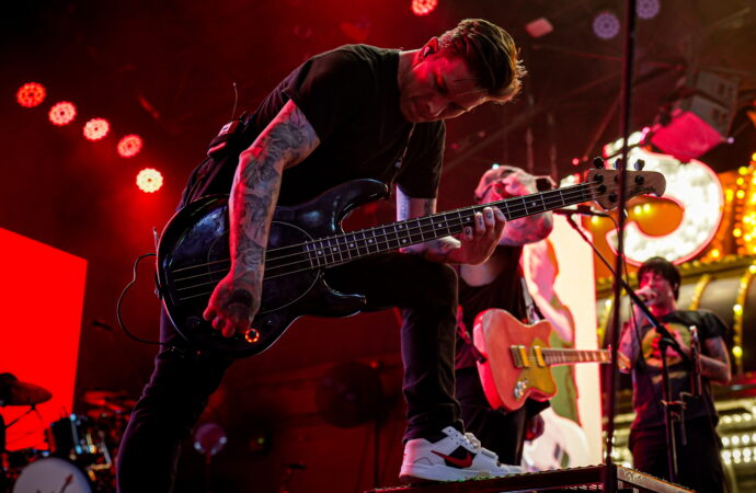 Sleeping With Sirens Rock Free Downtown Rocks at Fremont Street Experience in DTLV