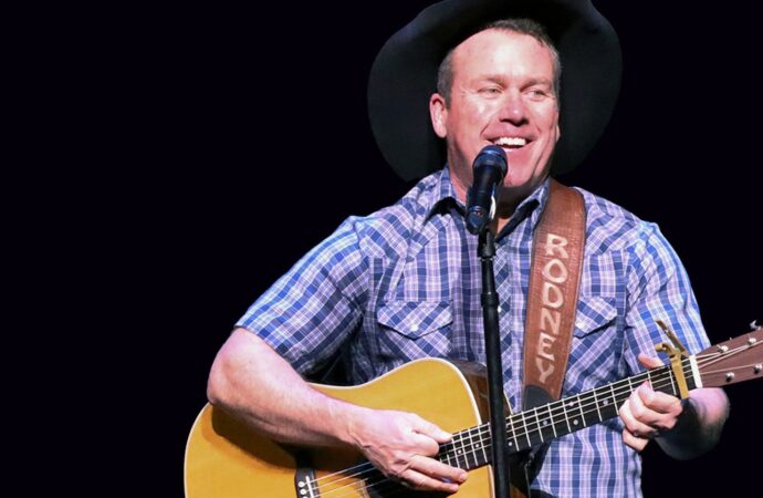 Rodney Carrington, Derrick Stroup + Steve Treviño at Aces of Comedy at MGM Grand Las Vegas