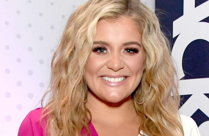 Lauren Alaina + Carly Pearce at FSE’s Free Downtown Rocks on Sept. 26