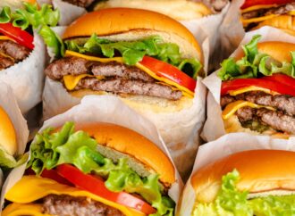 Free?! ‘I Love Redhead Cheeseburgers!’ Sept. 18 Is National Cheeseburger Day