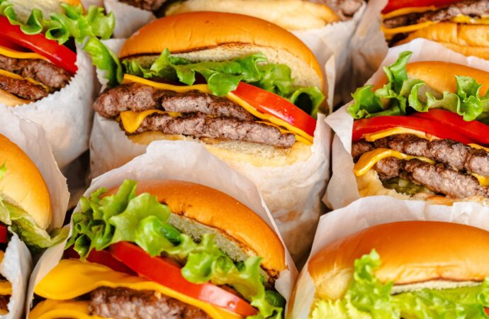 Free?! ‘I Love Redhead Cheeseburgers!’ Sept. 18 Is National Cheeseburger Day