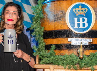 Mayor Shelley Berkley, Debbie Gibson Tap Keg at Hofbräuhaus for Oktoberfest